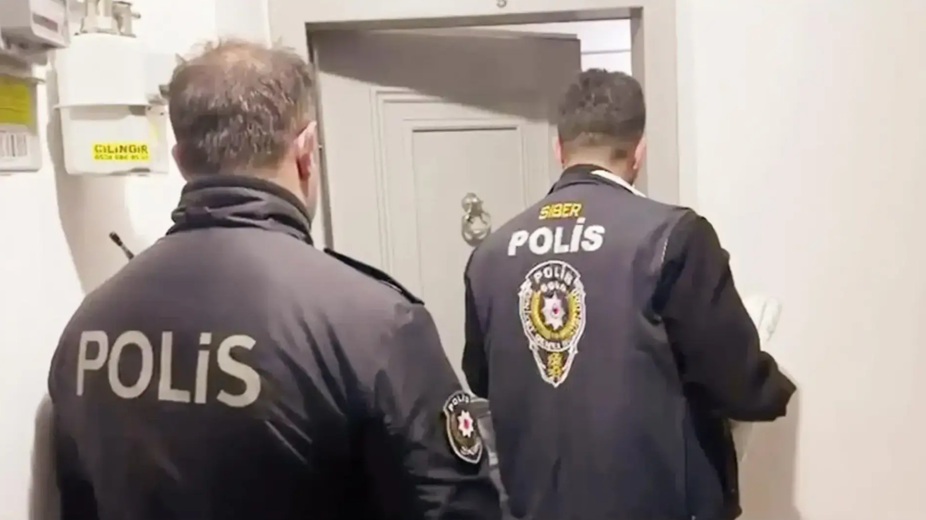 Beautiful tea cups to make you that matcha