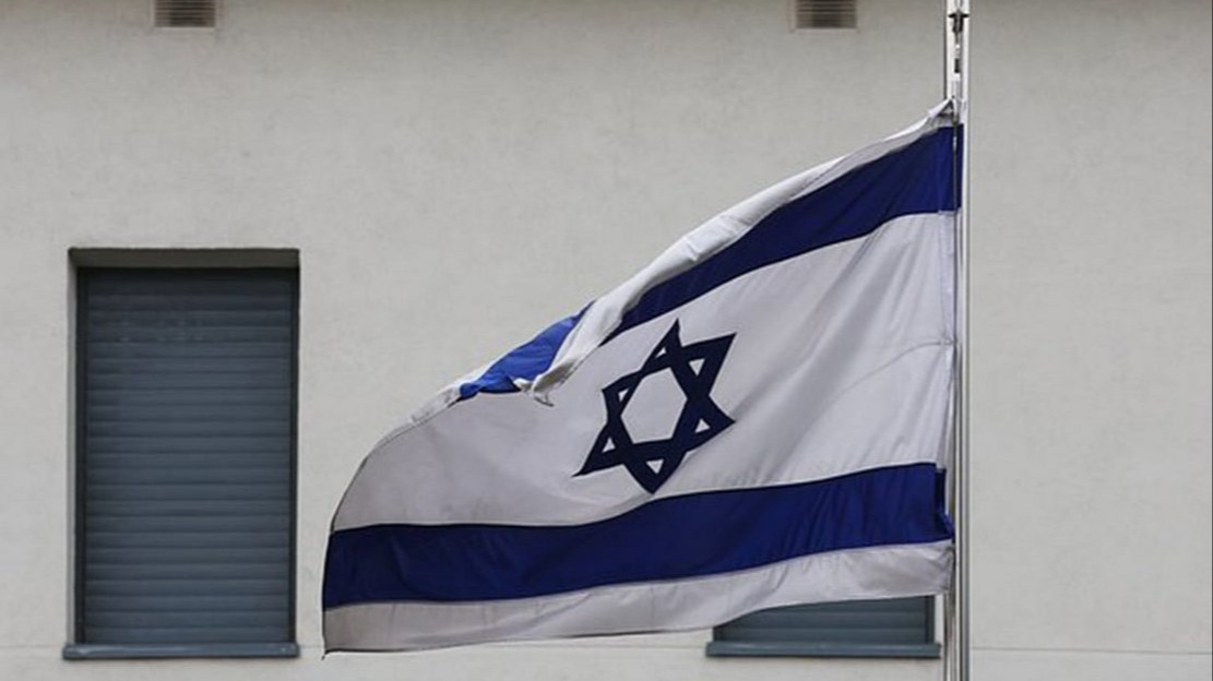 Beautiful tea cups to make you that matcha