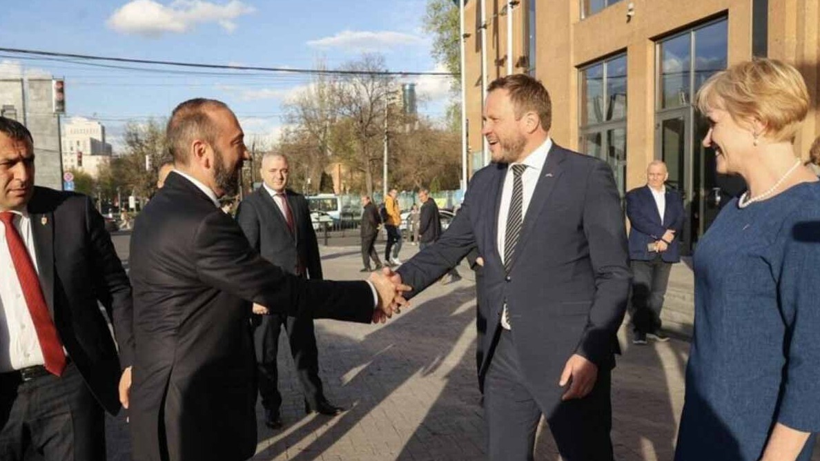 New best parada wave