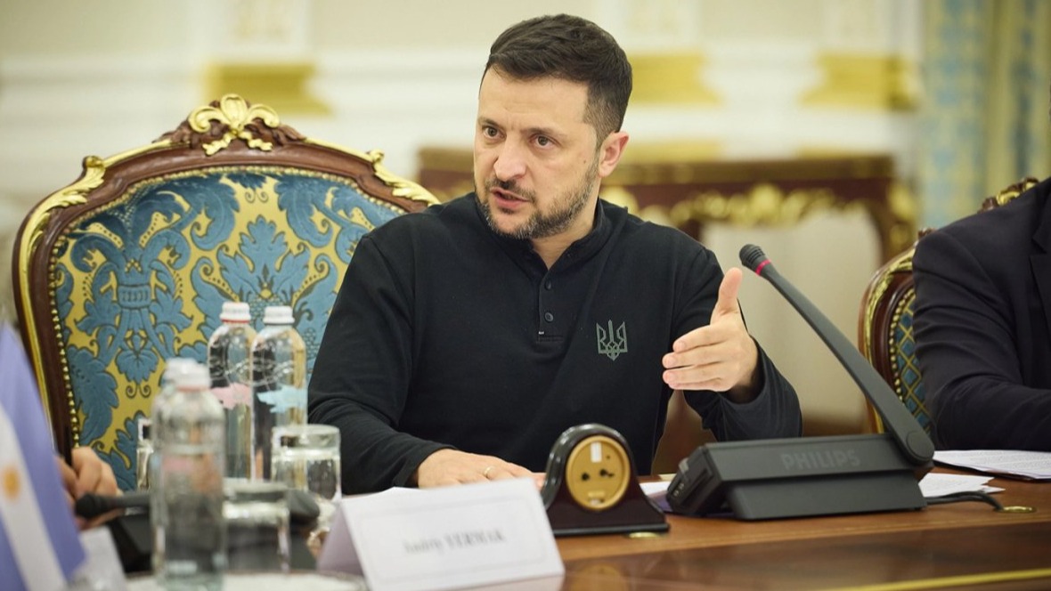 Beautiful tea cups to make you that matcha